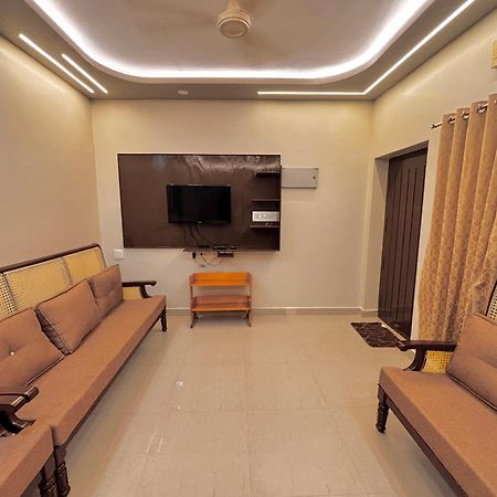 Srirangam Service Apartment Tiruchirappalli Bagian luar foto