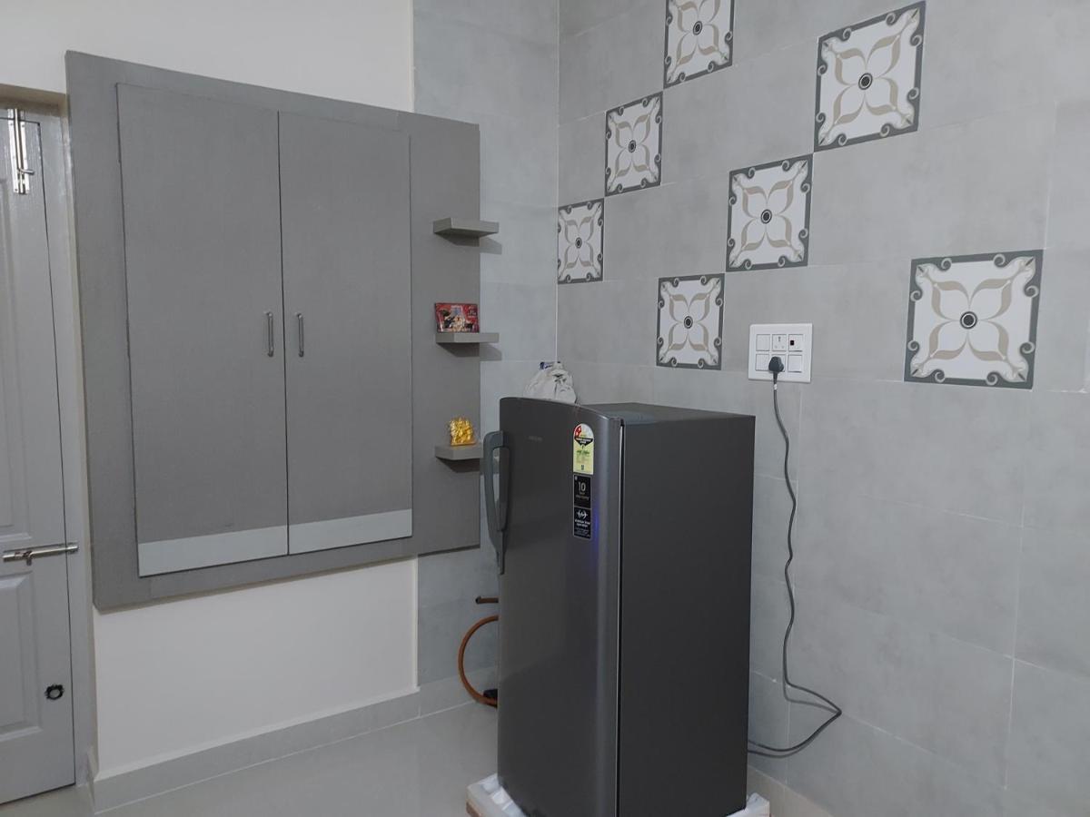 Srirangam Service Apartment Tiruchirappalli Bagian luar foto