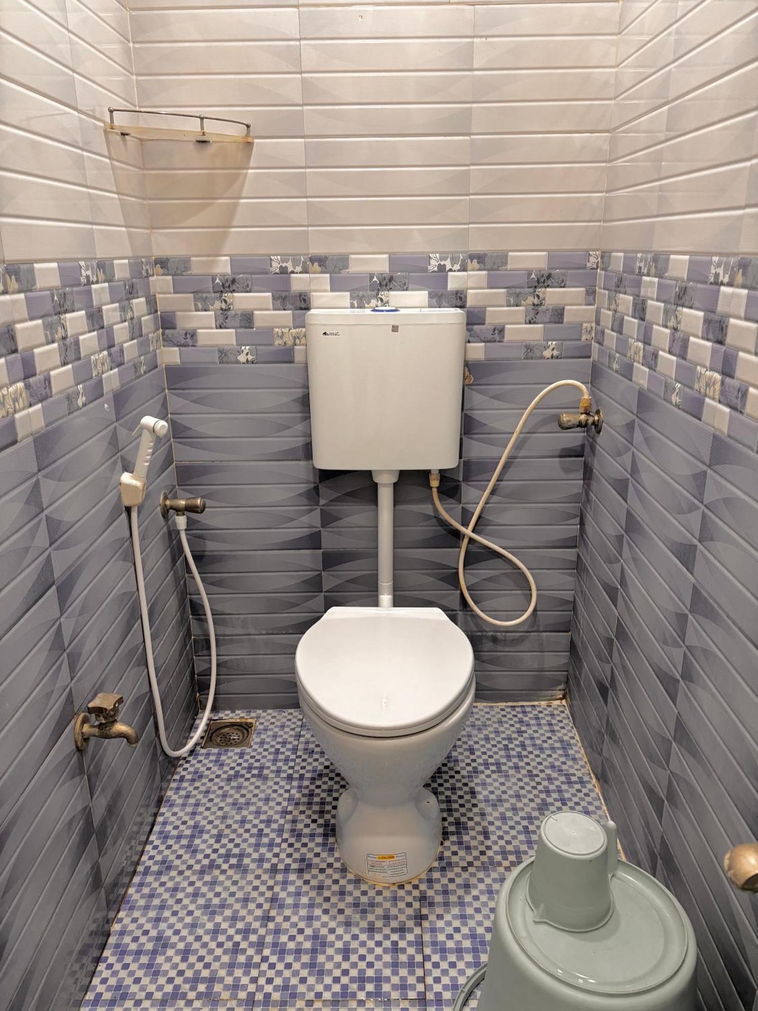 Srirangam Service Apartment Tiruchirappalli Bagian luar foto