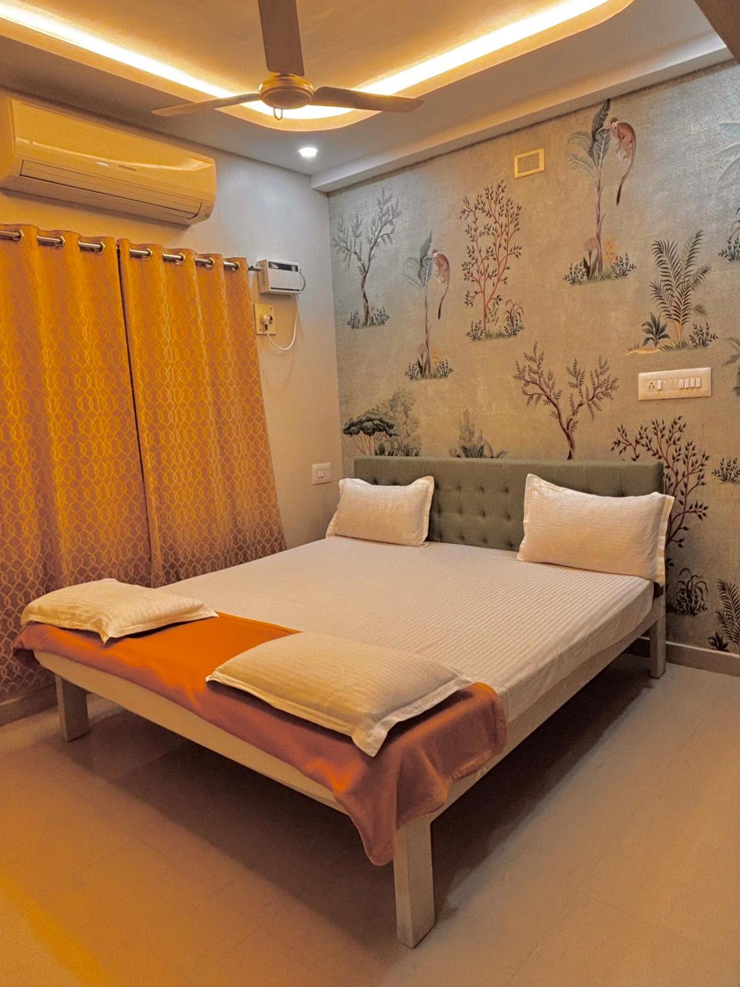 Srirangam Service Apartment Tiruchirappalli Bagian luar foto
