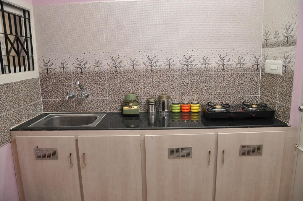 Srirangam Service Apartment Tiruchirappalli Bagian luar foto
